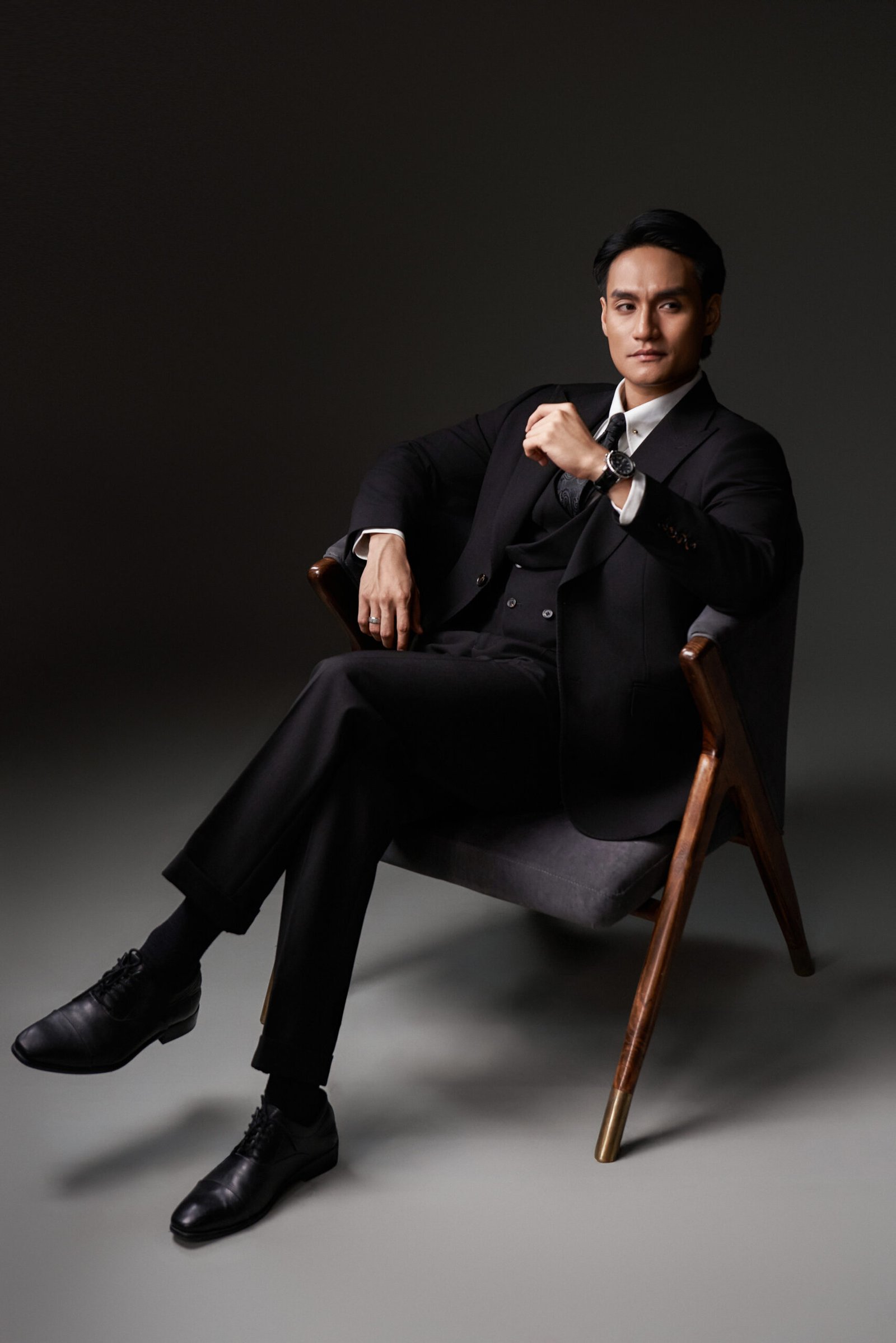 Mặc gì khi chụp ảnh profile — Hướng dẫn theo ngành