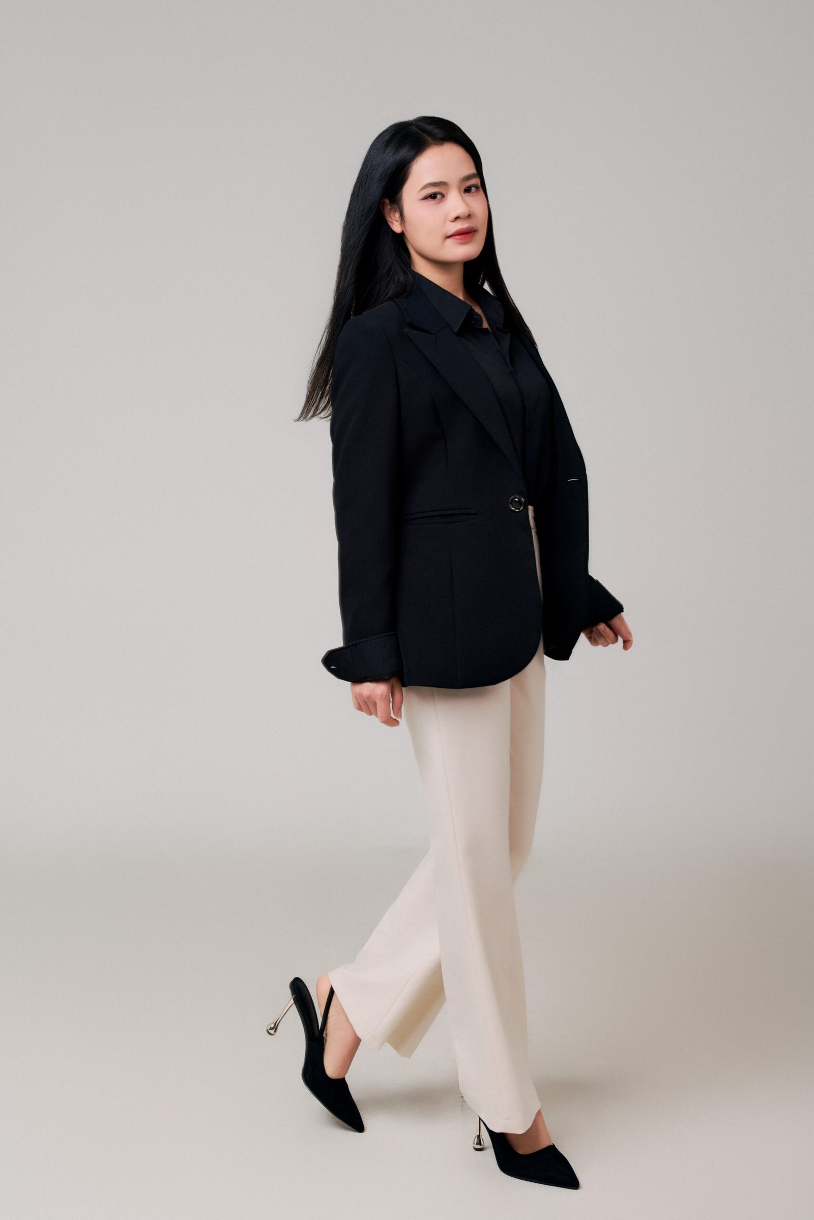 Profile Cao Cấp — 04 — Gạo Nâu Profile