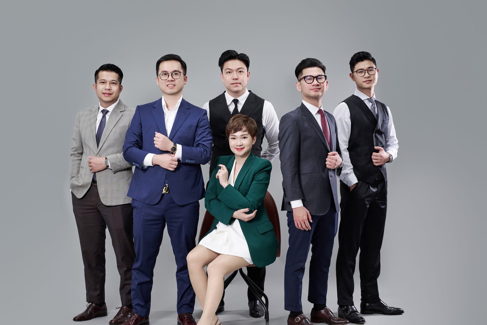 Ảnh tập thể doanh nghiệp — Gạo Nâu Profile