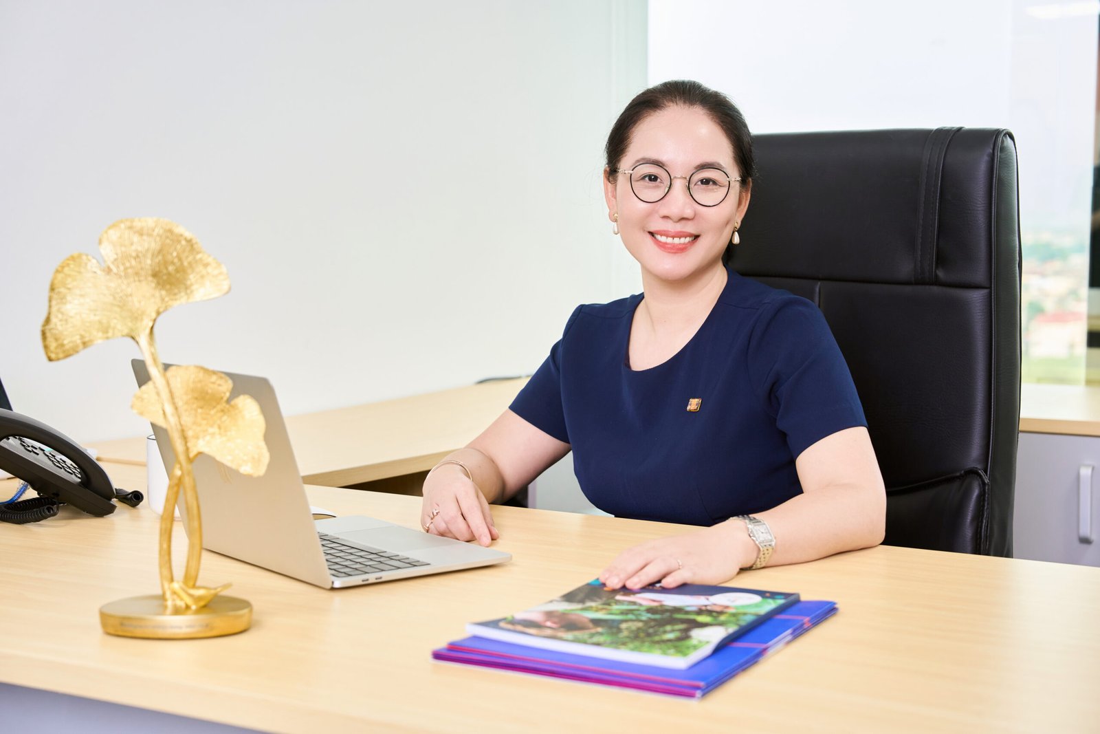 Văn Phòng Doanh Nghiệp — 01 — ảnh 9 — Gạo Nâu Profile
