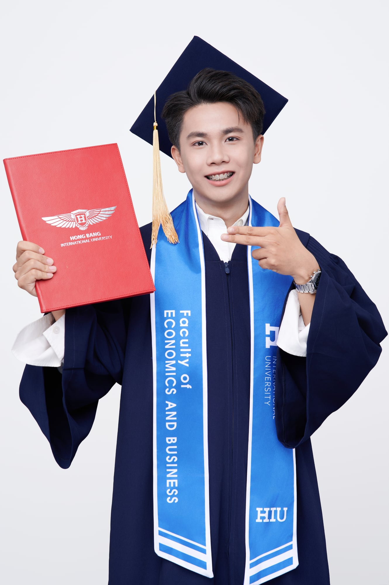 Ảnh mẫu 6 — Ảnh thẻ tốt nghiệp — Gạo Nâu Profile