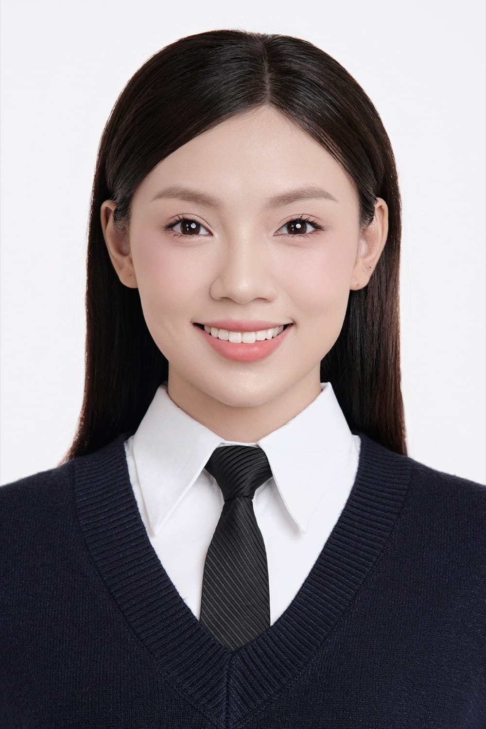 Ảnh thẻ hồ sơ xin việc 3x4 nền trắng nam — Gạo Nâu Profile